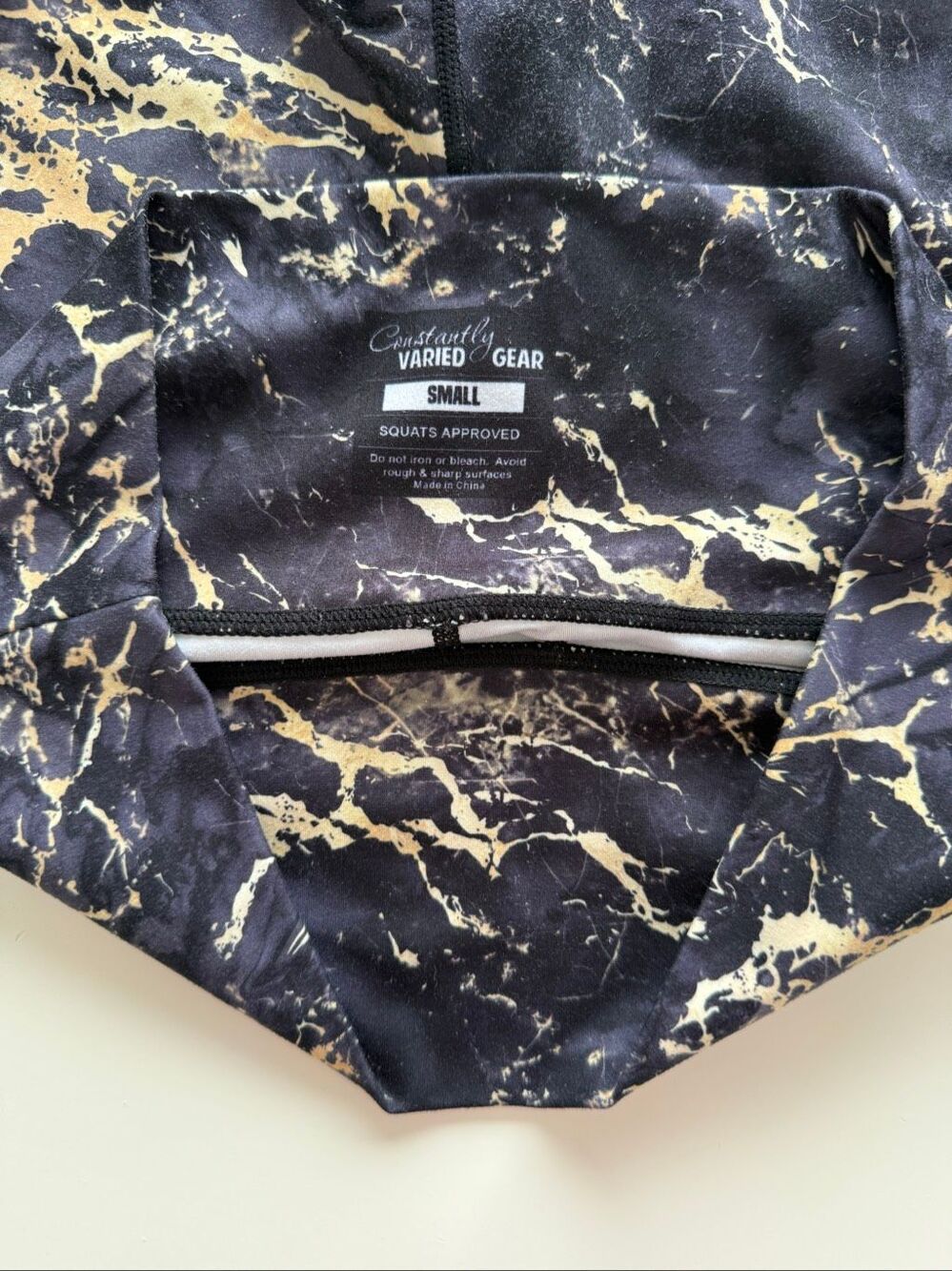 CVG Constantly Varied Gear Black Gold Marble Bike Shorts Small - Picture 4 of 4